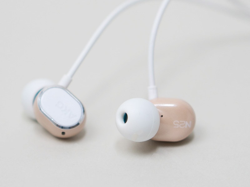 「N25」のベージュモデル。女性にも好まれそうなカラーだ