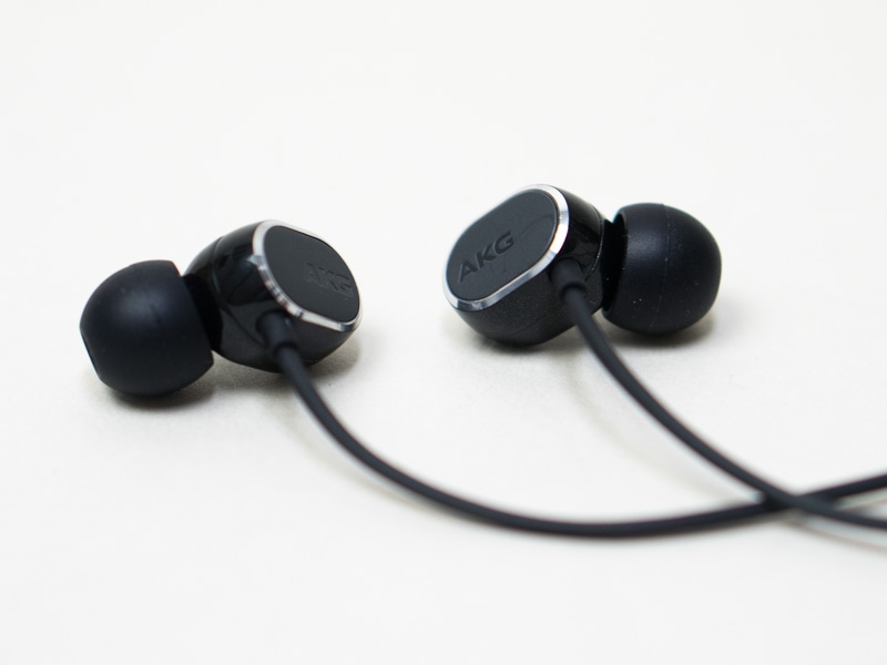 こちらはブラックモデル