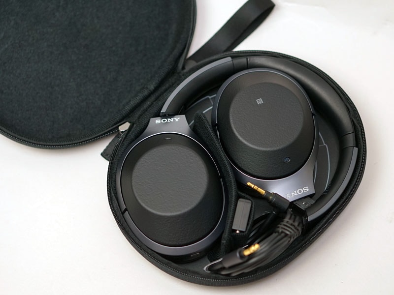 ソニー「WH-1000XM2」