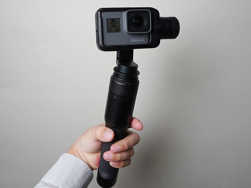 取り外したジンバルごとグリップに装着してKarma Gripになる