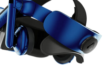 有機EL高精細化した「VIVE Pro」。ハイレゾヘッドフォン付属、無線