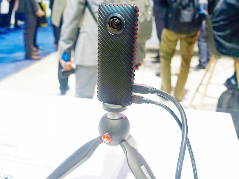 RICOH Rの4K試作版。取材中にも4Kでのリアルタイム配信が行なわれていた