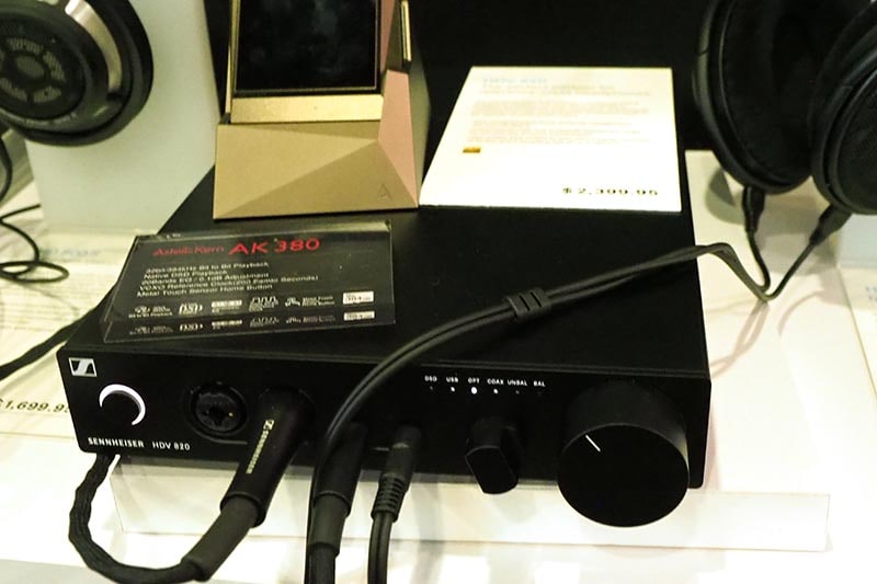 HDV 820と組み合わせて試聴