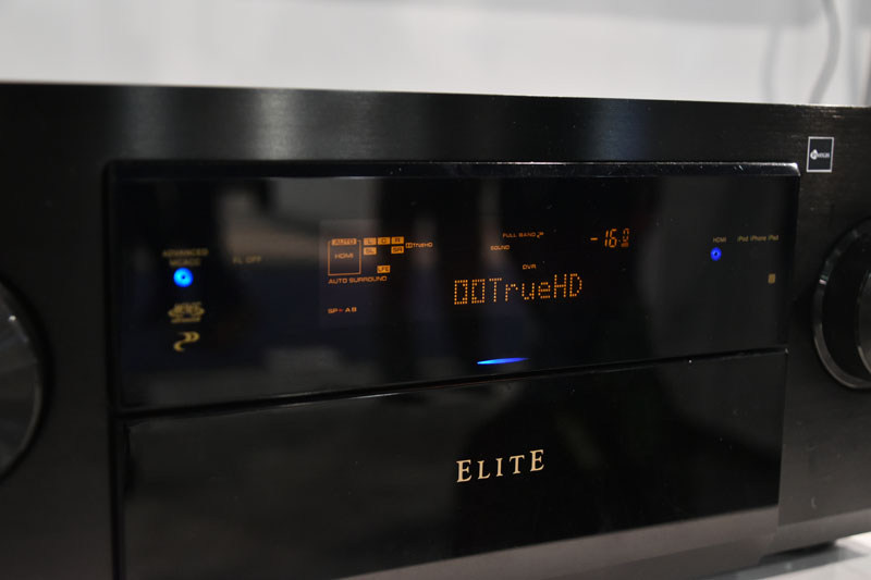 「Dolby TrueHD」のロゴ表示は、7.1chのフルバンドサウンドストリームをeARCによって伝送できていることの証