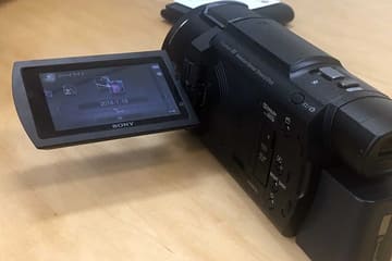 残り4日！10月中のみ11万円台！】 【極美品】SONY 4Kビデオカメラ