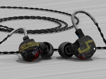 EarSonics BA 9基のモニターイヤフォン最上位 S-EM9 5基の ES5 も
