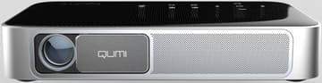 Android搭載でフルHD投写、約7.8万円のモバイルプロジェクタ「QUMI Q38