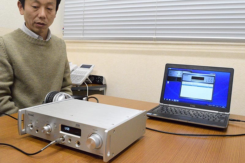 ソフトウェアでモードを切り替え可能