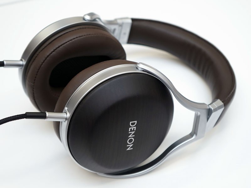 ゼブラウッドを採用したヘッドフォン「AH-D5200」