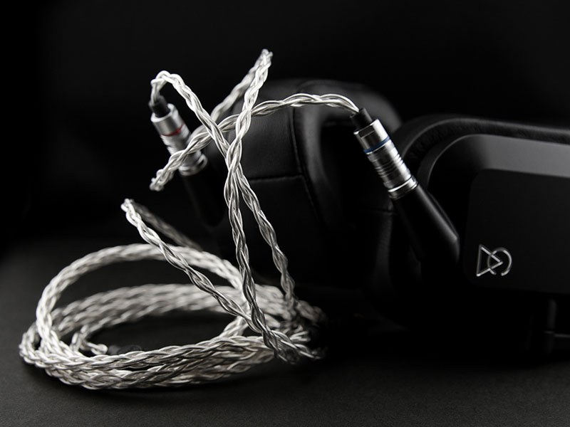 「SXC 8 Headphone Cable」