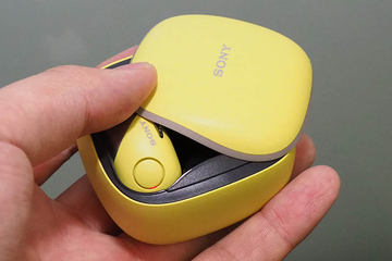 ソニー、世界初のNC搭載スポーツ向け左右分離イヤフォン。外音取り込み