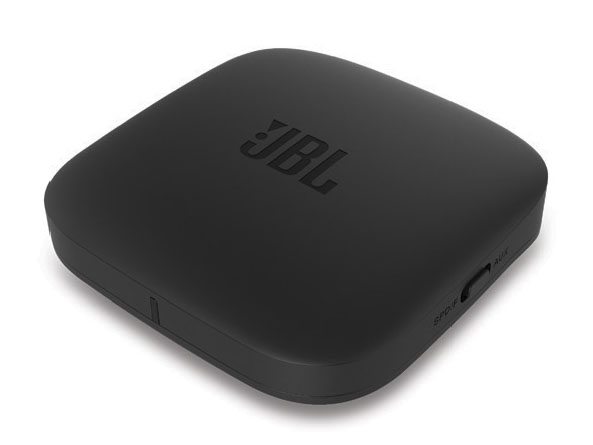 「SOUNDGEAR BTA」に付属するTV用Bluetooth送信機