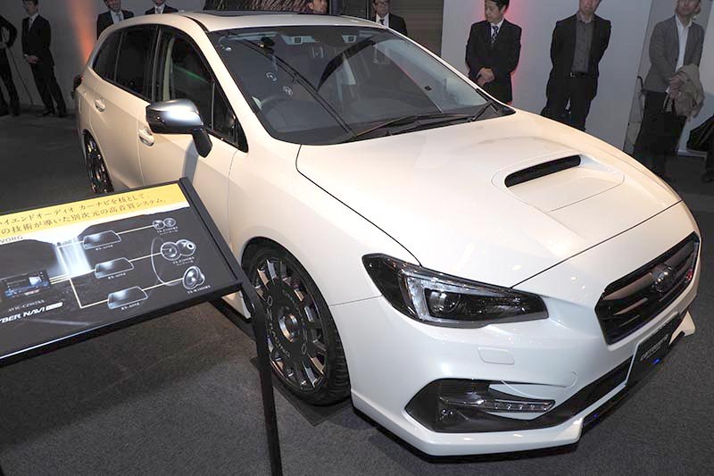 レヴォーグへの装着例