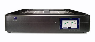 PS Audio、DSDエンジン搭載のクリーン電源「P12」「P15」。65万円から