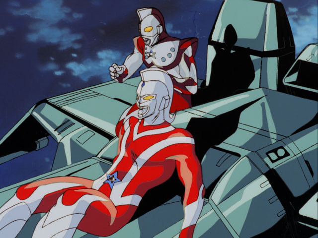 <span class="fnt-70">©円谷プロ</span>