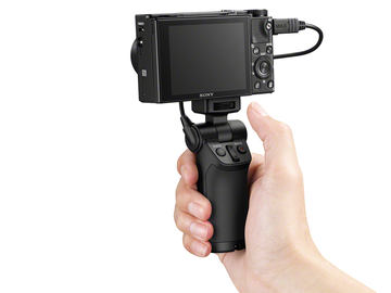ソニー、24-200mmレンズと1型センサー、4K/HDR動画の「RX100 VI」。14