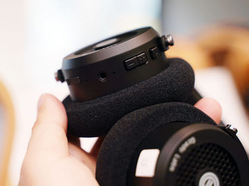 GRADOのBluetoothヘッドフォン「GW100」世界初展示、今秋発売で
