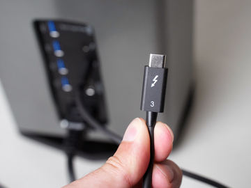 小寺信良の週刊 Electric Zooma!】ちょっと前のMacBook Proを強化