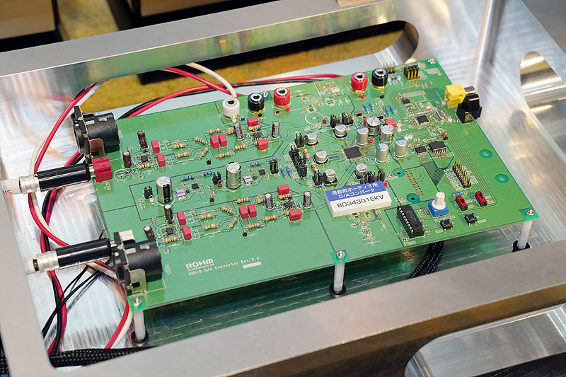 開発中のDAC「BD34301EKV」を搭載した試聴機
