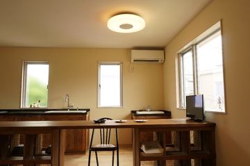 ソニーのスピーカー搭載照明がGoogleアシスタント対応。声でON/OFF