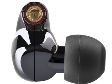 RHA、平面駆動ドライバでBluetoothケーブルも付属するイヤフォン「CL2