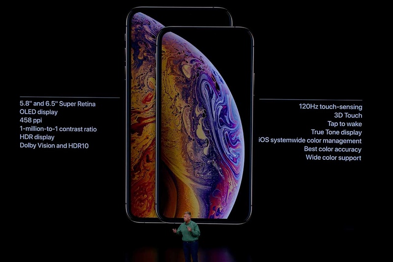 XSおよびXS Maxのディスプレイ仕様。OLEDで、かなり品質の高いものだ。カバーガラスは「Xよりも堅くなった」という