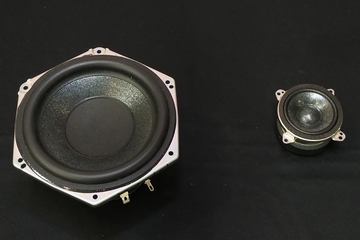 【SONY】大迫力の重低音で楽しむ2.1chスピーカー Googleアシスタント搭載のソニー重低音2.1chスピーカー「XB501G」 - AV