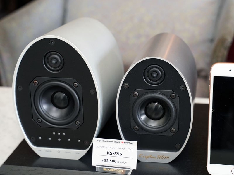 左が上位機のKS-9Multi、右がKS-55