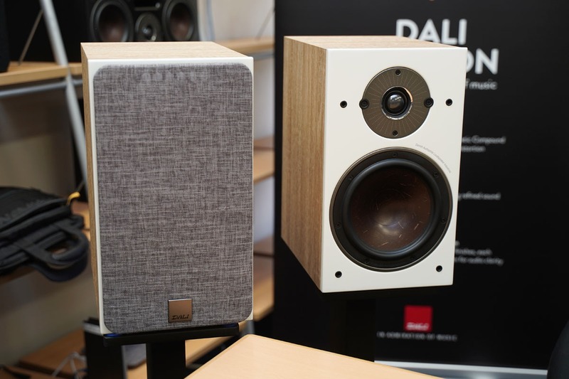 ブックシェルフ型「OBERON1」