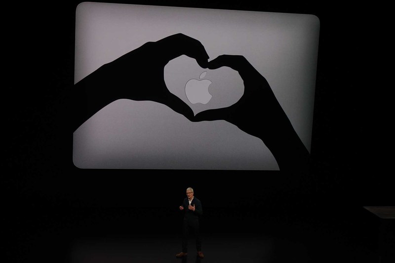 MacBook Airがいかに愛され、支持されてきたノートPCであるかを強調