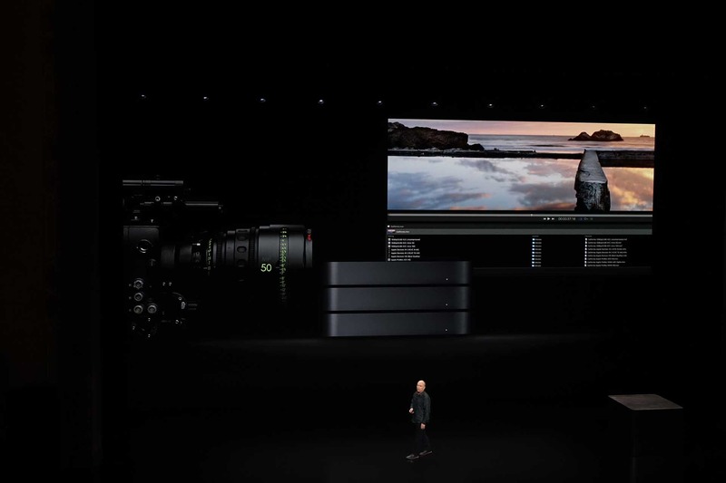 Mac miniでは、いままで以上に「機器連携」「複数利用」がアピールされ、「プロ色」が増した