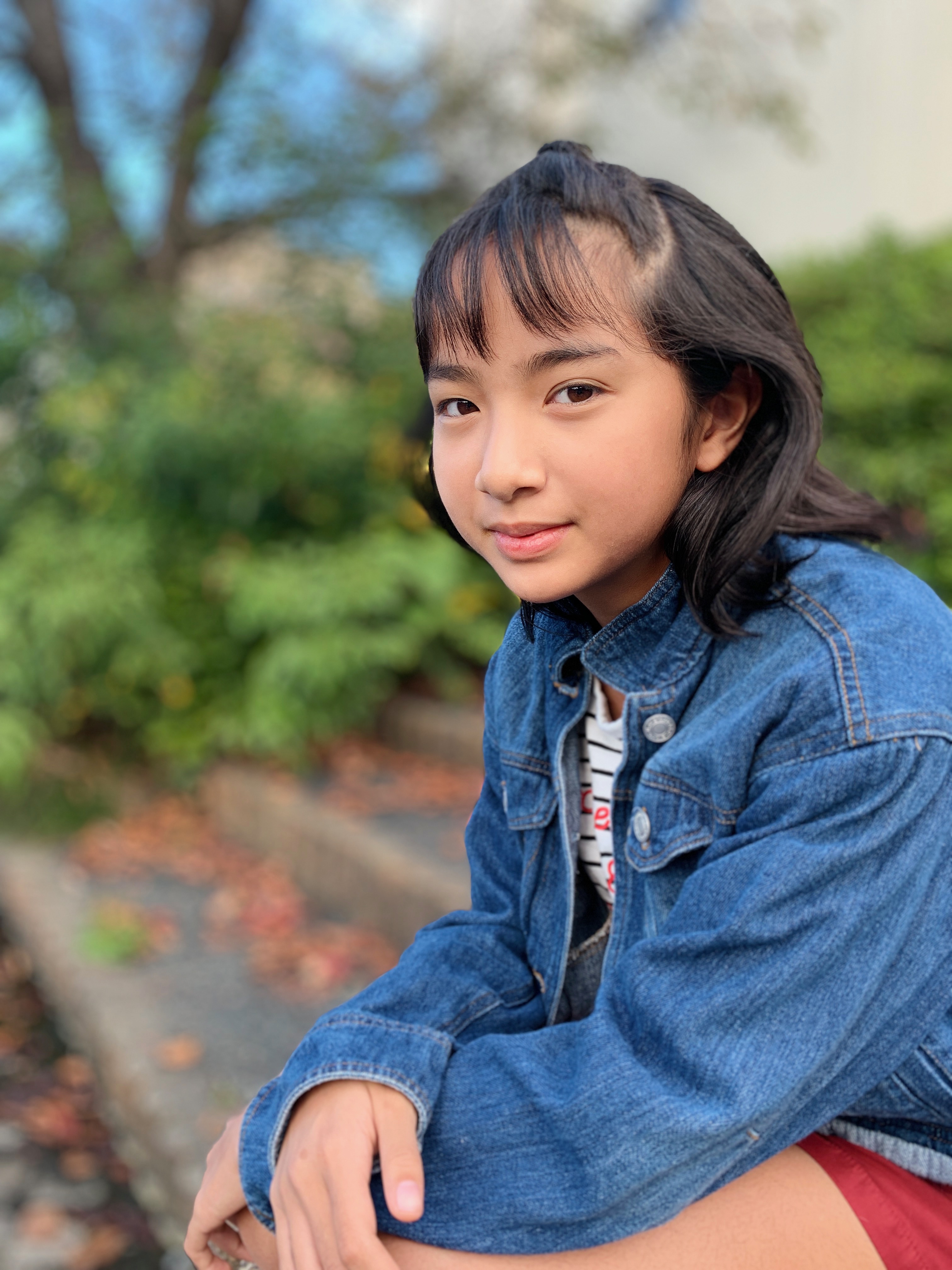 メインカメラでF1.4。本物はここまでボケないはずだが、自然に見える