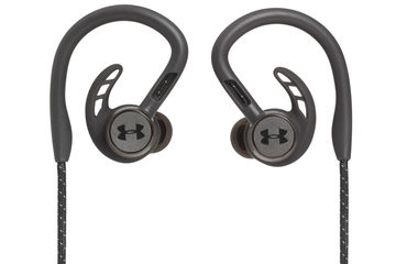 JBL×UNDER ARMOUR、初の無線ヘッドフォン「WIRELESS TRAIN