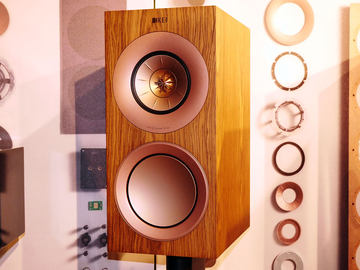 KEF、新設計Uni-Qスピーカー「Rシリーズ」。滑らかな中高域&スリム筐体