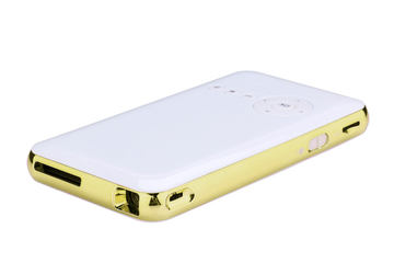 Android搭載の“手のひらサイズ”モバイルプロジェクタ。スマホ型も - AV