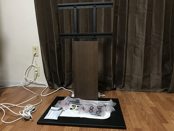【ジョイ様】②スタンド　東芝有機EL REGZA55X830 壁寄せスタンド X830/外観/デザイン/仕様｜テレビ｜REGZA：東芝