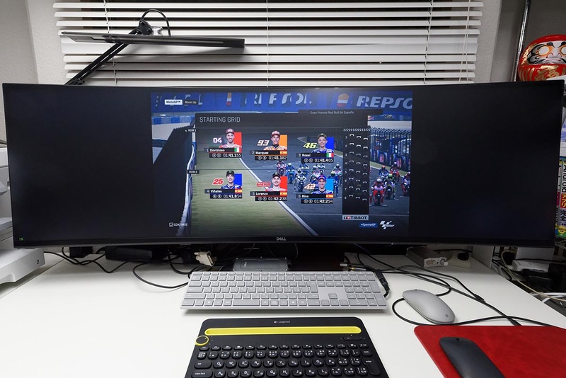 メニュー画面、レース前のムービー風のシーンなどでは16：9になってしまう