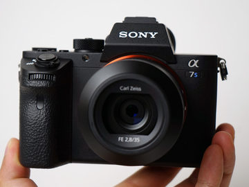 ソニー、高感度に強い「α7S II」で“月明かりの下で舞う能”を撮影 - AV