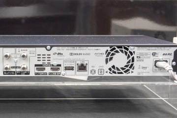 シャープ、音声操作と4K録画BD/UHD BD再生対応のレコーダ「BT3」 - AV