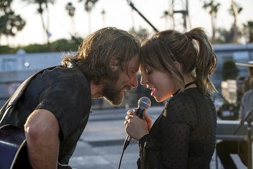 アリー/スター誕生」5月UHD BD化。レディー・ガガ主演、特別版には