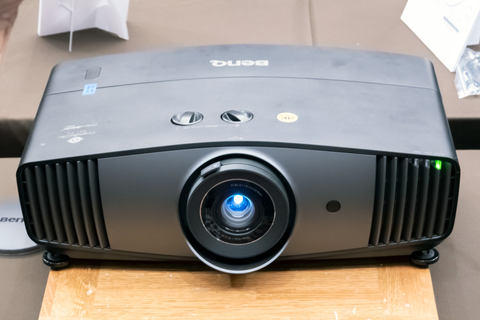 BenQ ht3550 ベンキュー　短焦点プロジェクター BenQ CinePrime HT3550 価格比較 - 価格.com