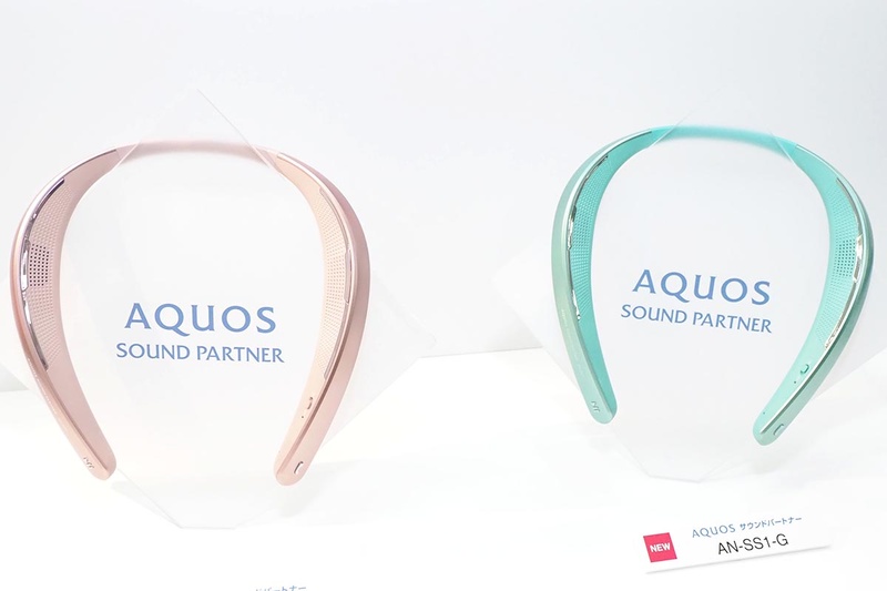 AQUOSサウンドパートナー AN-SS1のローズゴールド(左)とミントグリーン(右)