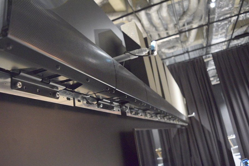 16台のスピーカーを使用