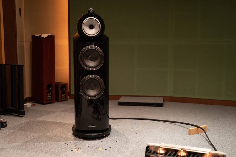 B&Wの「802D3」