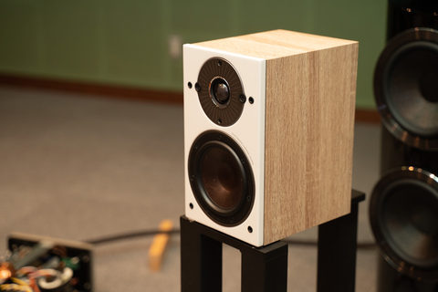 レビュー】“ぶっ飛んだミニコンポ”遂に完成形に。マランツ「M-CR612