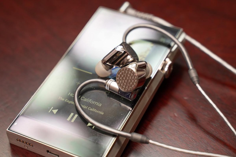 Astell&Kernの「A&ultima SP1000」(Stainless Steel)でも聴いてみた
