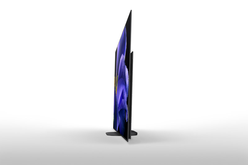 5度傾斜から直立スタイルにデザインが変更された