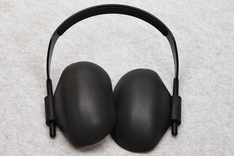 カップ部を内側に回転させればコンパクトに