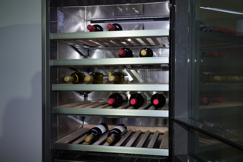 ワインセラーの内部