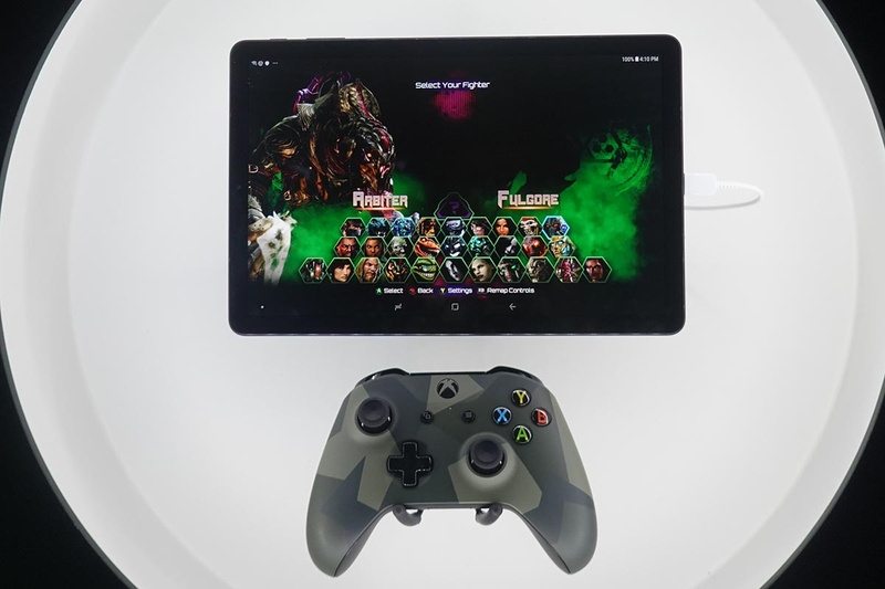 スマホとタブレット、両方での展示が行なわれていた